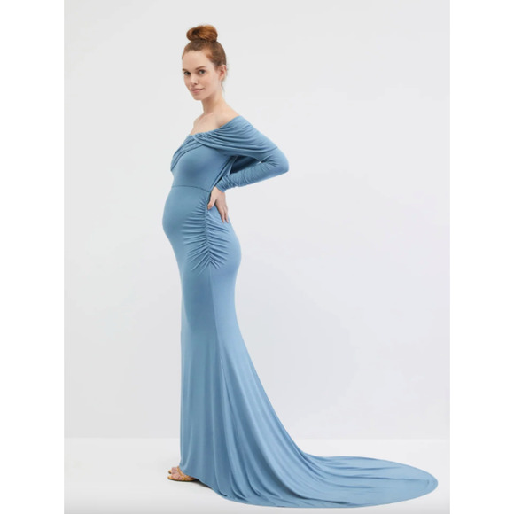 Motherhood Maternity Gender Reveal Off-Shoulder Maternity Photoshoot Gown Blue - Picture 4 of 4